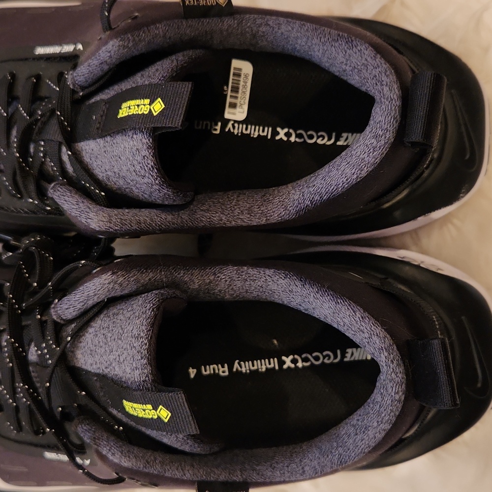 Nike ReactX Infinity Run 4 GORE-TEX Black-White-Anthracite-Volt US Size 11 - Picture 14 of 17